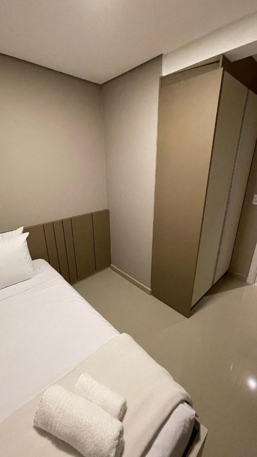 Apartamento novinho e confortável no centro de Foz Foz do Iguaçu Esterno foto